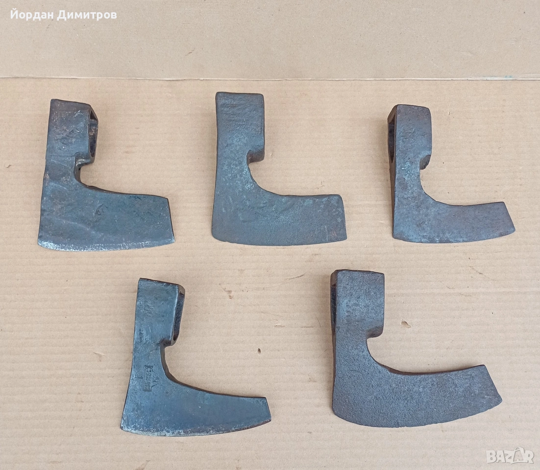 стари брадви , снимка 1