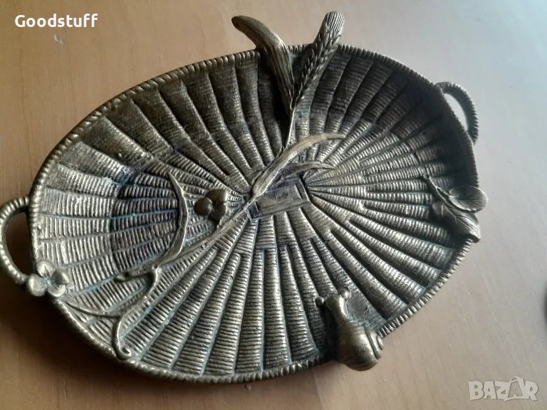 Сецесион,Арт нуво бронз,релефен съд, снимка 1