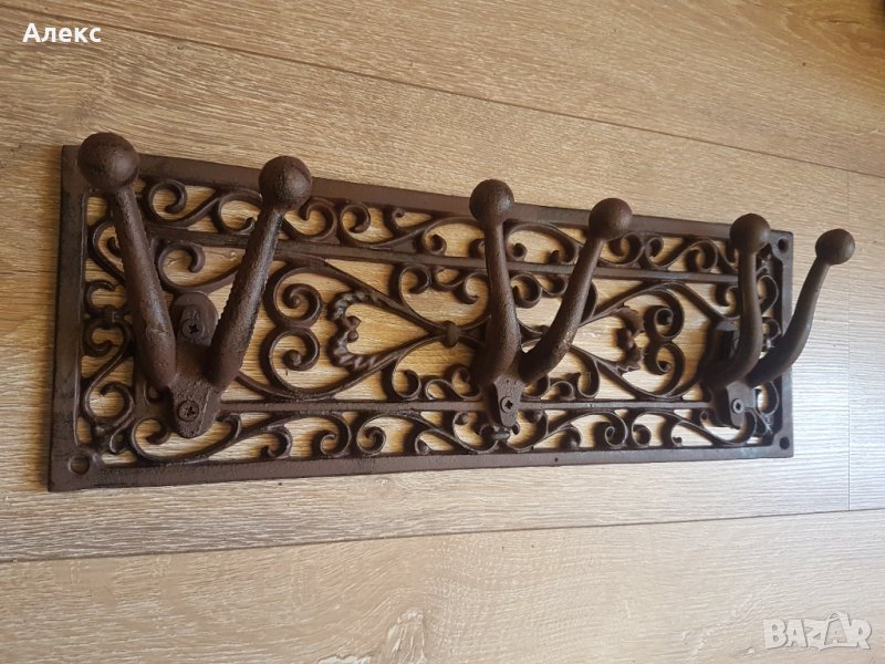 Масивна барокова закачалка– Чугун, снимка 1