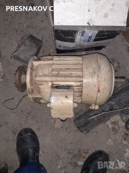 Трифазен фланцов мотор, снимка 1