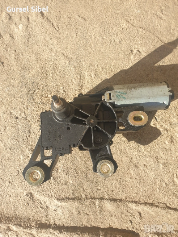 Моторче.за задна чиштачка  голф 4, снимка 1