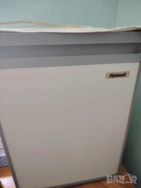 Мини бар хладилник, снимка 1