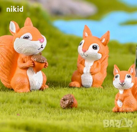 3 бр Катерички Катерица пластмасови малки фигурки играчки украса за торта игра фигурка, снимка 1