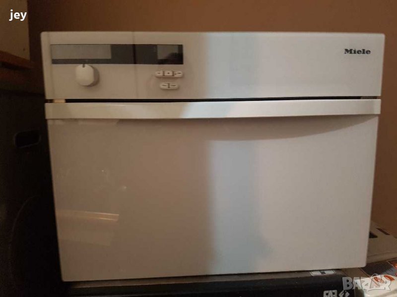 Фурна за готвене с пара Miele dg155, снимка 1