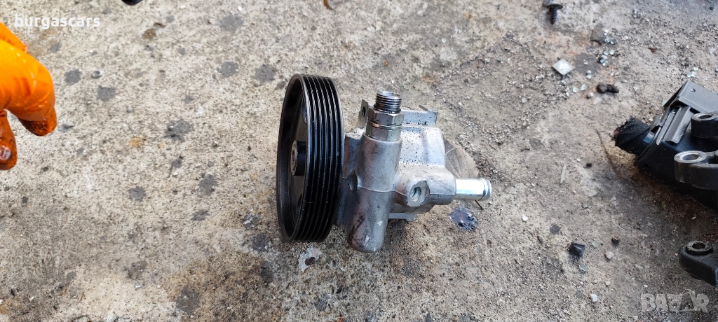 Хидравлична помпа Opel Vivaro 1.9CDTI-101к.с. - 120лв, снимка 1