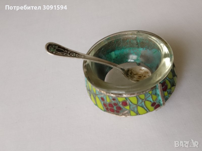 Винтидж руска мелхиорна с  емайлирана за сол   с лъжица, снимка 1