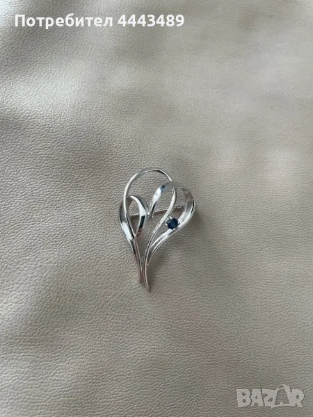 Сребърна брошка с камък, снимка 1