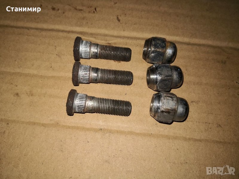 Шпилки за главина Нисан Хтрайл , снимка 1