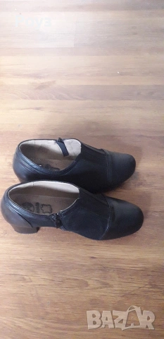 Продавам дамски обувки, снимка 2 - Дамски обувки на ток - 54124523