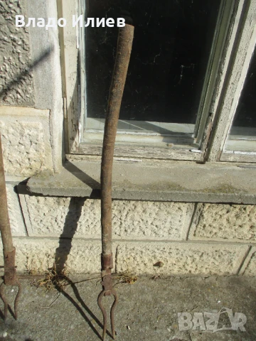 Стари масивни ковани вили за изваждане на цвекло 2 броя, снимка 2 - Други инструменти - 50906970