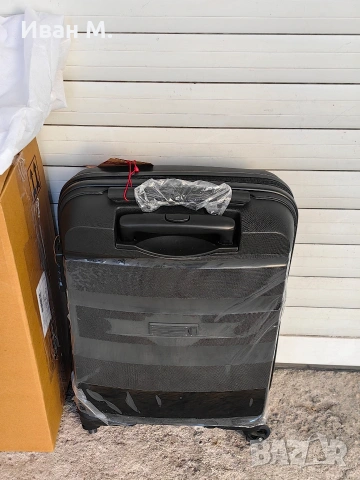 Чисто нов куфар American Tourister 55x40x20 см , снимка 8 - Куфари - 53072185