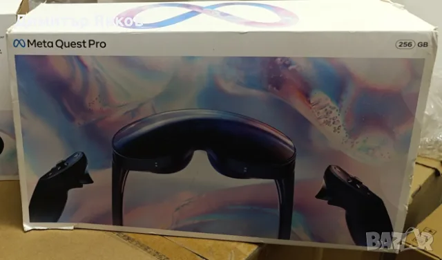 Meta Quest Pro 256GB VR очила, снимка 2 - Стойки, 3D очила, аксесоари - 56351162