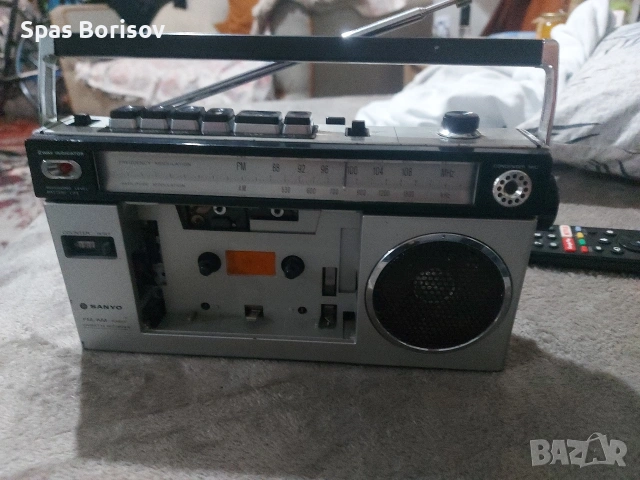санйо, снимка 2 - Радиокасетофони, транзистори - 53114671