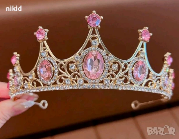 Златиста Метална с розови бели камъни елегантна корона тиара дамска детска за декор торта, снимка 4 - Аксесоари за коса - 51086797