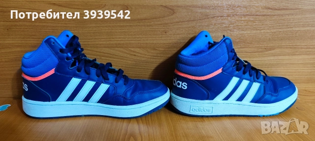 Оригинални маратонки Адидас , снимка 4 - Детски маратонки - 52644085