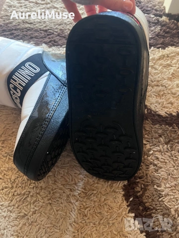 Дамски апрески Moschino , снимка 4 - Дамски апрески - 53881544