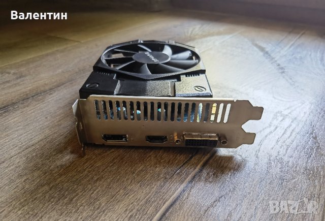 SAPPHIRE R7 250X 1GB DDR5, снимка 3 - Видеокарти - 40430246