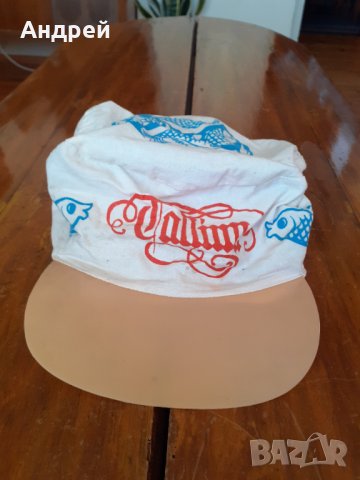 Стара спортна шапка