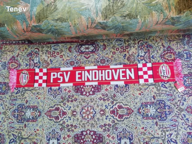 PSV Eindhoven нов оригинален колекционерски шампионски шал ПСВ Айндховен сезон 2014/2015  