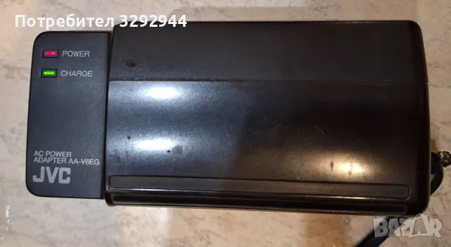 Зарядно 14V и две стари батерии за камера JVC AA-V6EG., снимка 2 - Батерии, зарядни - 50436869