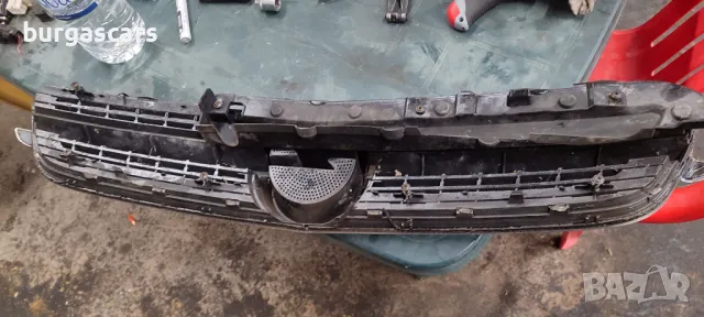 Решетка емблема преден капак Opel Vectra c GTS - 60лв, снимка 2 - Части - 49163978