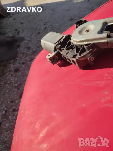 Предна дясна Ел. машинка за Пежо 306 хечбек 5вр., снимка 2 - Части - 48058531