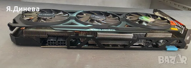 Видеокарта Gigabyte GV-R927XOC 2GB, снимка 3 - Видеокарти - 56437434