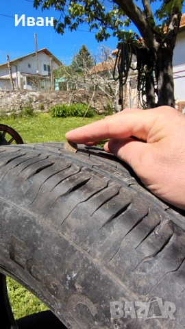 Летни гуми continental 215/65 r16, 3 броя SUV, снимка 2 - Гуми и джанти - 54327588