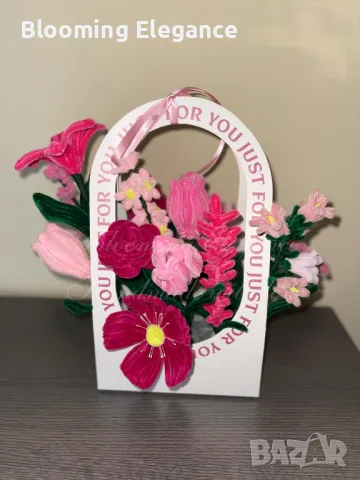 Кошница с вечни цветя от плюшена тел