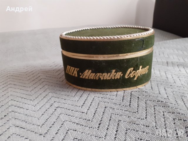 Стара кутия Шоколадови бонбони Дар,Малчика, снимка 3 - Други ценни предмети - 31202273