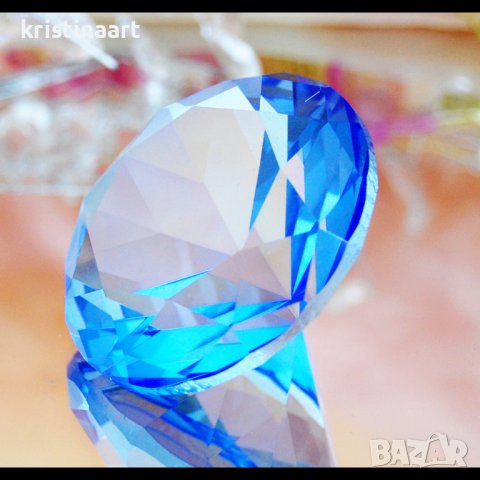Фън Шуй символ Кристал с формата на диамант 11цвята