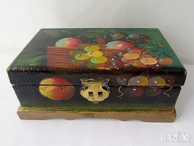 Винтидж руска съветска ръчно рисувана дървена кутия, снимка 2 - Антикварни и старинни предмети - 51463703