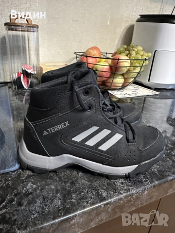   Adidas   Terrex 