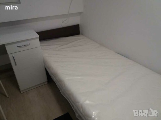 обзаведена стая с нови мебели след основен ремонт в Центъра до метро , снимка 1