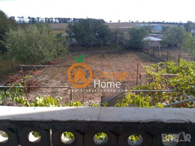 Масивна двуетажна тухлена къща 86 м2 с гараж, само на 4 км от Добрич, снимка 10 - Къщи - 30410568