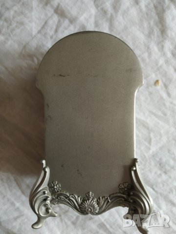 метален корпус за настолен часовник, снимка 4 - Други ценни предмети - 34964773