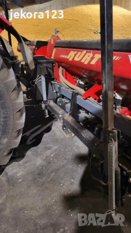 Сеялка Kurta в перфектно състояние! Цена:12 300лв Тел:0888858993
