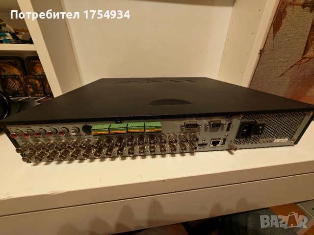 ДВР DVR Hikvision DS-7332HGHI-SH за аналогови и IP камери, снимка 2 - Други - 54018982