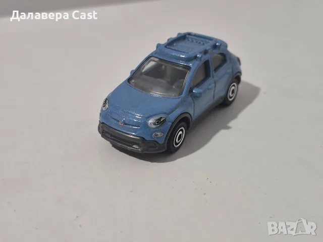 1/64 2016 Fiat 500X Matchbox 