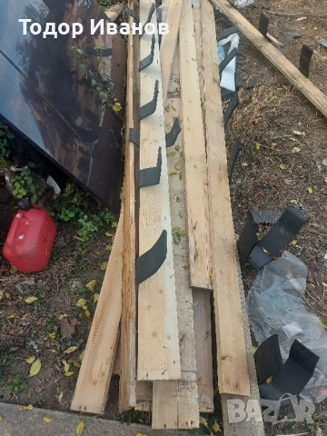 Дървен материал с дебелина от 4,2см и 3см., снимка 5 - Строителни материали - 52112831