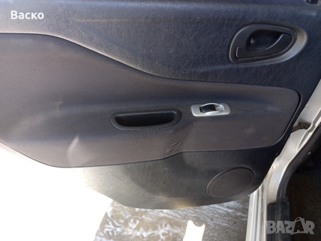 Митсубиши Спейс стар, снимка 8 - Автомобили и джипове - 53910534