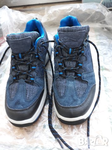 маратонки Crivit N:37 сини, с практична зона за защита на пръстите отпред