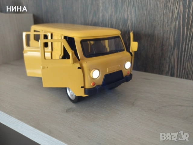 Метална количка УАЗ 1/18 !!!