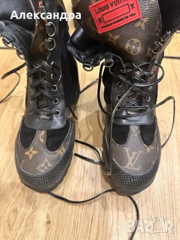 Боти с връзки, снимка 8 - Дамски боти - 48324371