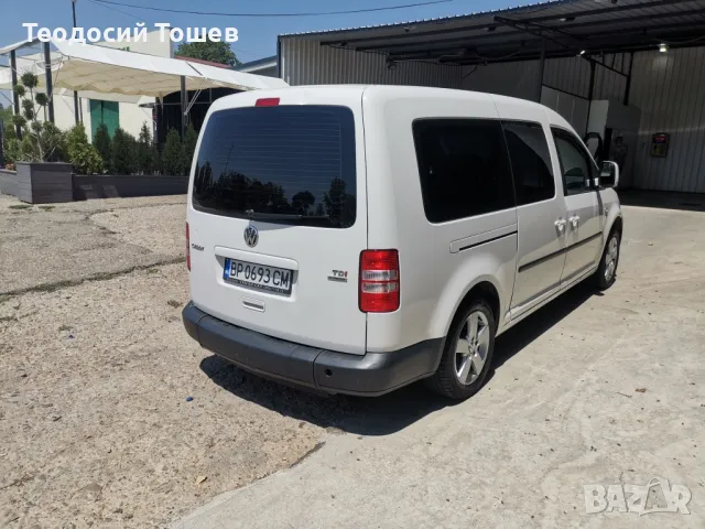 VW Caddy Maxi 1.6 Tdi 102к.с. 2011, снимка 3 - Автомобили и джипове - 48945454