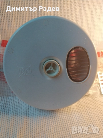 БЛЕНДЕР BOSGH 750 ML ЗА ЧАСТИ ЛИПСВА МУ  ДВИЖЕСТАТА ЧАСТ---ДВИГАТЕЛЯ--НОВ, снимка 3 - Блендери - 52007392