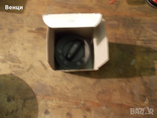 Превключвател светлини Шкода Октавия 2, снимка 3 - Части - 31705678