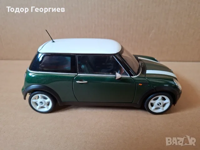 Mini Cooper 2001 на Kyosho 1:18, снимка 5 - Колекции - 55966797