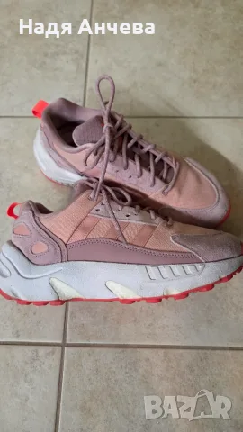 Маратонки Adidas, снимка 2 - Маратонки - 56257299