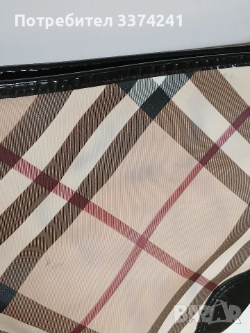 Дамска чанта Burberry, снимка 4 - Чанти - 53874869